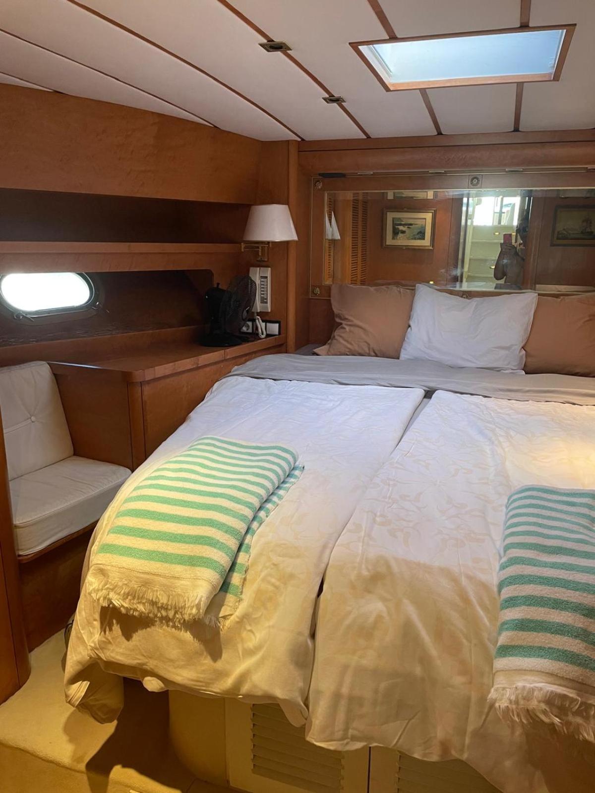 Waterfront Cozy Two Bedrooms *
